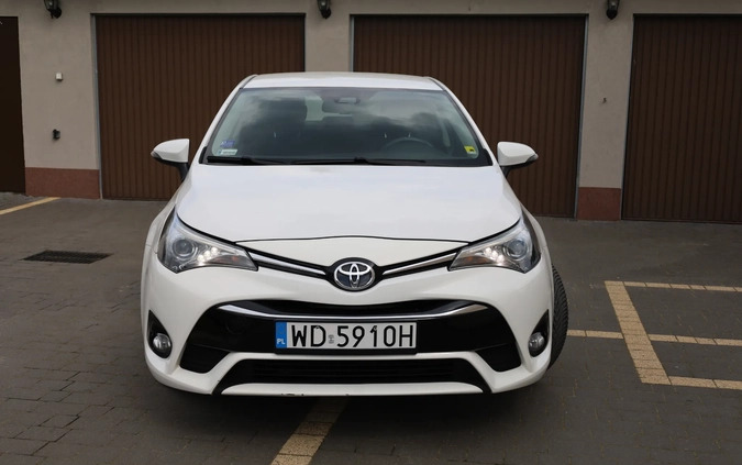 Toyota Avensis cena 56900 przebieg: 149400, rok produkcji 2018 z Sulejówek małe 301